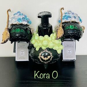 BBW Witch’s Cauldron Projectors & Soap Dispenser